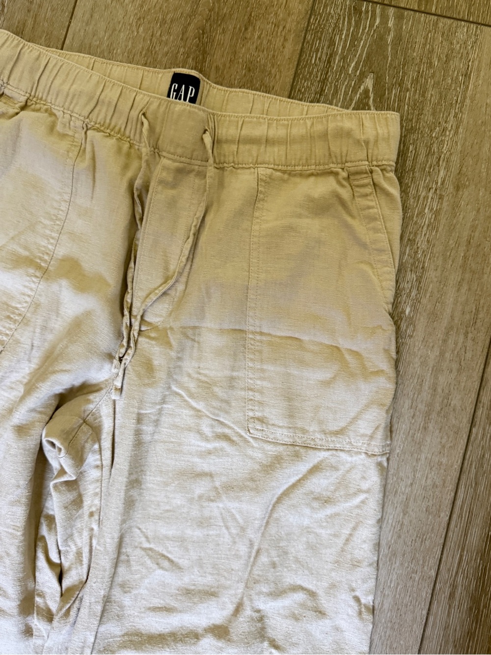 GAP Men's Light Beige Drawstring Joggers - Picture 3 of 4